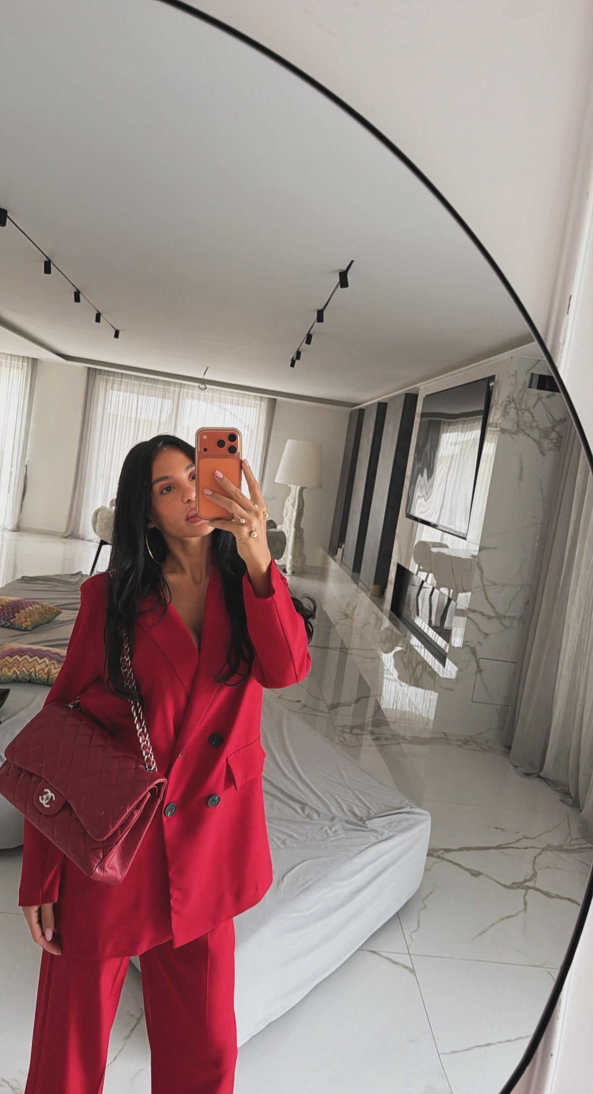 TAILLEUR RUGE